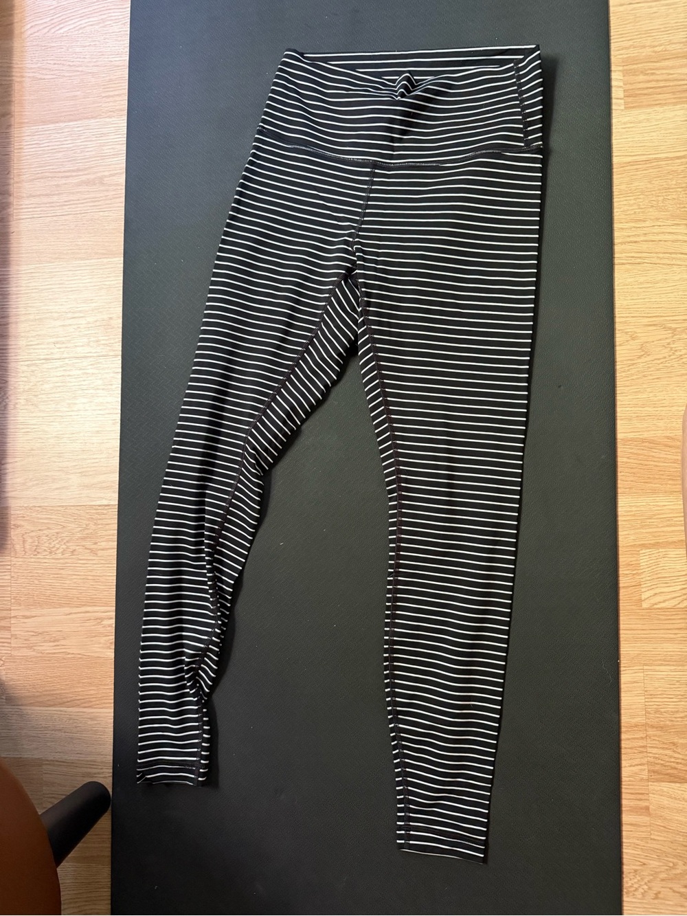 lululemon athletica Black & White Striped High-Rise Leggings wunder under